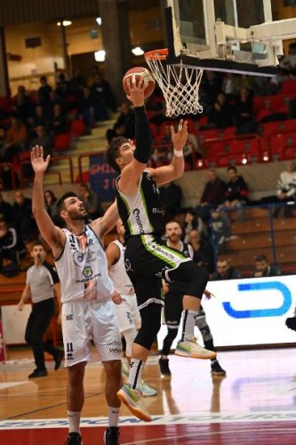 General Contractor Jesi 76  Raggisolaris Blacks Faenza 66