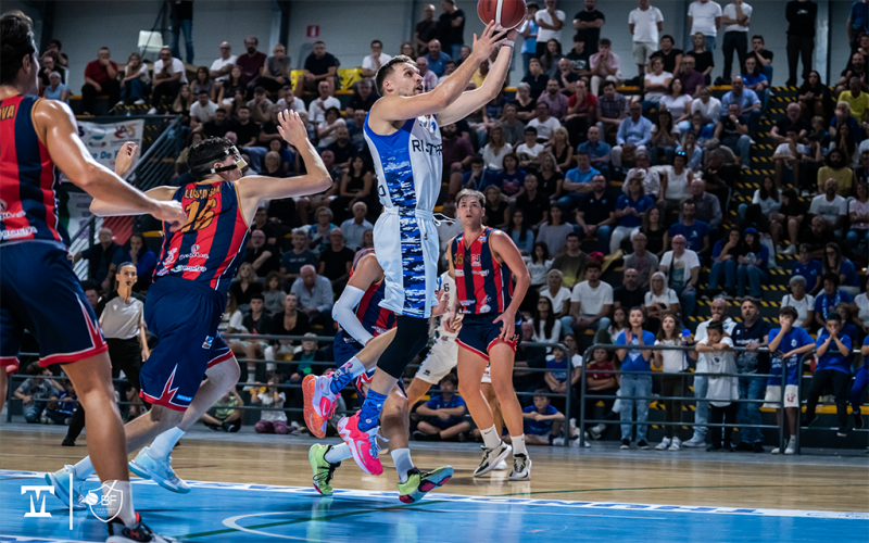 Logimatic Group Ozzano – Ristopro Fabriano 85-58 (12-20, 25-14, 21-10, 27-14)
