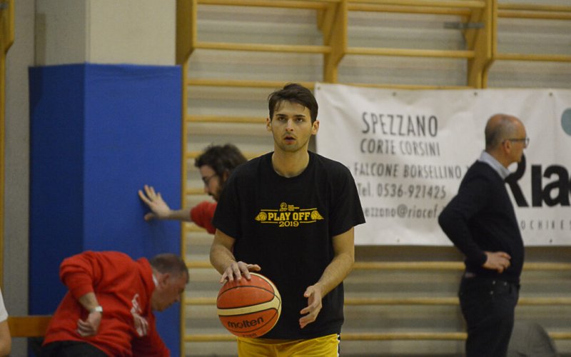 Enrico Barbieri e Scuola Pallacanestro Vignola assieme anche la prossima stagione