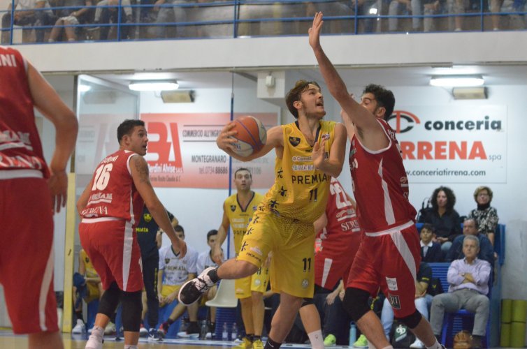 S.S.Sutor Premiata Montegranaro - L'utimo quarto  fatale alla Sutor: al PalaPrometeo Ancona vince 70-65