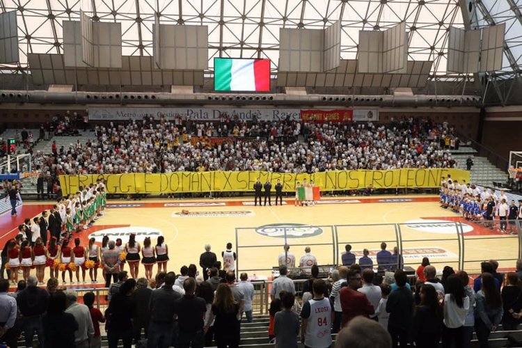 Basket Ravenna - prevendita partita, campagna abbonamenti e giornata dedicata a LeoS.