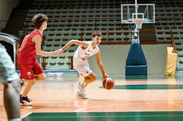 Pallacanestro 2.015 Unieuro Forlì secured an away victory over Aurora Brindisi after three extra