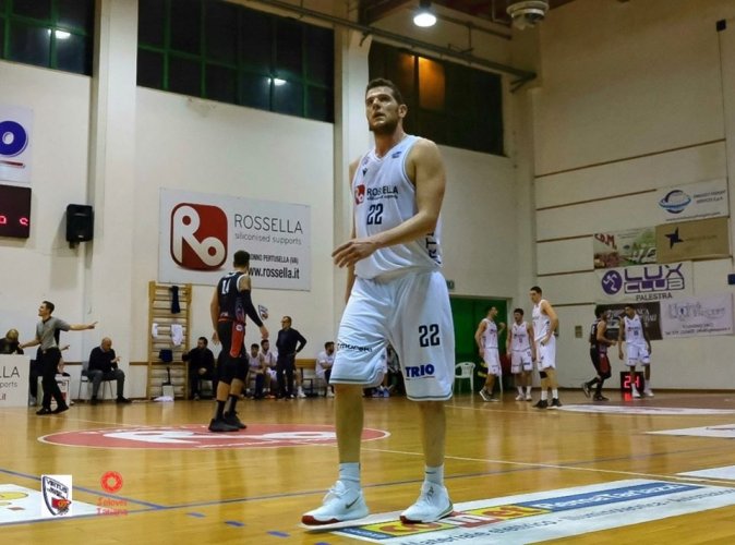 Virtus Basket Civitanova Marche : Rescisso il contratto con Valerio Amoroso