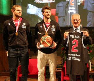 CUSB - Sigillum Magnum di Ateneo a Julio Velasco