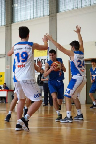 Cesena Basket 2005   vs Stella Basket Rimini  74 - 83  (14 - 26, 37 - 51, 62 - 64)