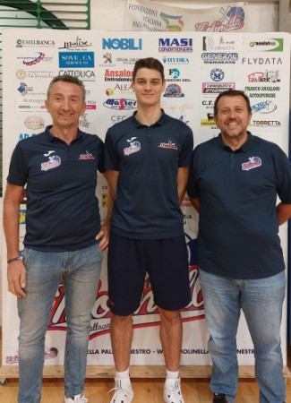 Alberto Besozzi  un giocatore della Pallacanestro Molinella!