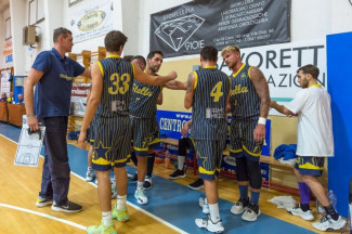 Artusiana Forlimpopoli - Pol. Stella Rimini 78-71 (17-17, 40-33; 63-49)