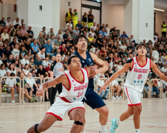 Pallacanestro Reggiana  UNA Hotels Reggio Emilia – Fortitudo Flats Service Bologna 90-77  ( 28-18, 20-18, 26-21, 16-20 )