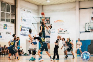 Lusa Basket Massa  - Pallacanestro Budrio  2012 66-81 (19-23; 39-41; 55-61; 66-81)