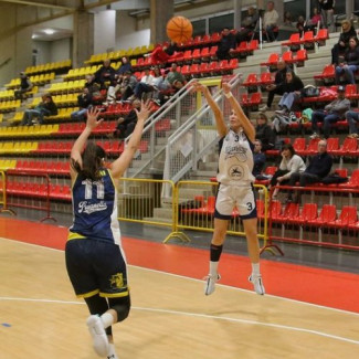 Magika Pallacanestro Castel San Pietro Terme  vs  Puianello Basket Team Chemco 70-64 (22-16 39-31 54-48)