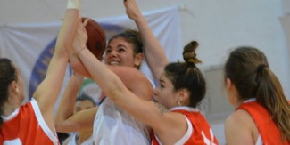 Basket Girls Ancona   vs  Libertas Basket Rosa Forl  65 - 63