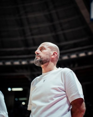 Pallacanestro Fortitudo Flats Service Bologna  il pre partita con Denis Cavina