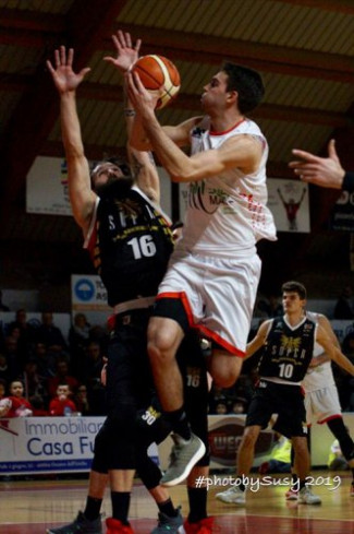 Sinermatic Ozzano – Super Flavor Milano 61 – 92