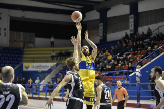 XL Extralight Montegranaro-Juve Caserta 82-74