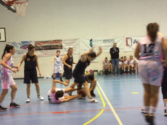 Istituti Polesani Vis Rosa vs Carlotta Zecchi 50 - 34 (16-8; 26-13; 35-18)