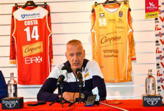 Coach Aza Petrovic presenta Carpegna Prosciutto Basket Pesaro - Allianz Pallacanestro Trieste