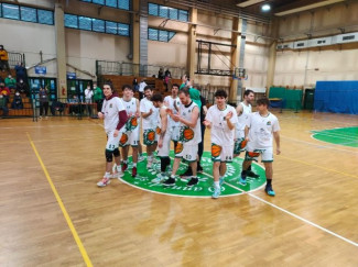 Ottica Amidei Basket Castelfranco  Scuole Basket Cavriago 65-43 (17-10; 14-14; 18-9; 16-10)