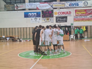 Ottica Amidei Basket Castelfranco  Magik Basket Parma 58-71 (10-28; 8-15; 13-21; 27-7)