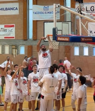 E80 Group LG Competition C. Monti - Nuovo Basket Fossombrone 90-57