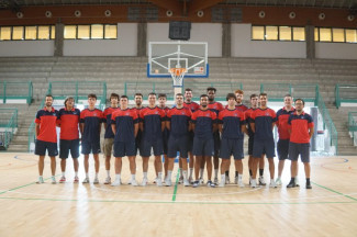 Bologna Basket 2016 - presentazione della squadra con il nuovo logo