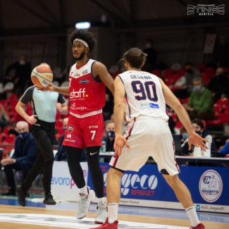 Sconfitta esterna per la Pallacanestro Mantovana Staff sul parquet dell’Assigeco Piacenza