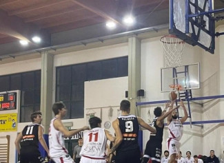 Basket, Serie B: che Pallacanestro Senigallia Goldengas!