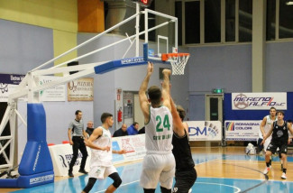 Basket Lugo - Volata vincente ad Anzola
