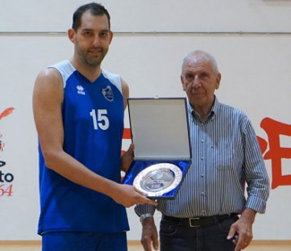 La Ristopro Fabriano  vince contro un'ottima Porto S. Elpidio Basket .