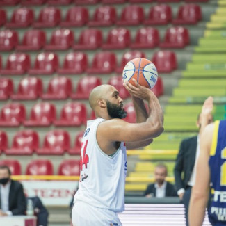 La Pallacanestro Mantovana cede nel finale sul parquet di Verona