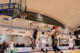 Sutor Basket Montegranaro  Liofilchem Roseto   69-83