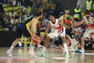 Dole Basket Rimini - Givova Scafati 76-80 (16-32, 43-49, 61-66)