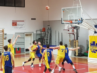 Il Guelfo ProSic Basket fa tremare la capolista.