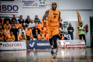 Basket Ravenna - L’OraSì Ravenna firma l’ala americana Samme Givens