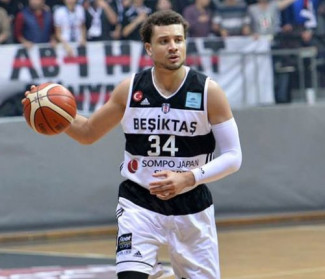 Kyle Weems è un giocatore della Virtus Segafredo