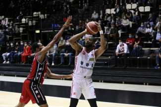 Unahotels Reggio Emilia - A X Armani Exchange Milano 71-87