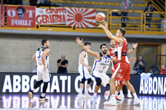 Il prepartita di Pallacanetro 2.015 Unieuro Forl - Urania Milano .