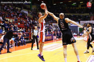 Pallacanestro 2.015 Unieuro Forlì - Old Wild West Udine 81-70 (19-17; 44-39; 59-61)