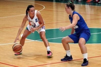 La testa della veterana, la grinta della ragazzina: la Libertas-A.I.C.S.Basket punta su Cedrini