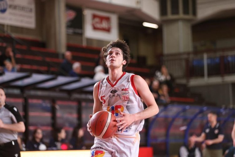 UP  Andrea Costa Basket Imola - Robur Saronno   90-69