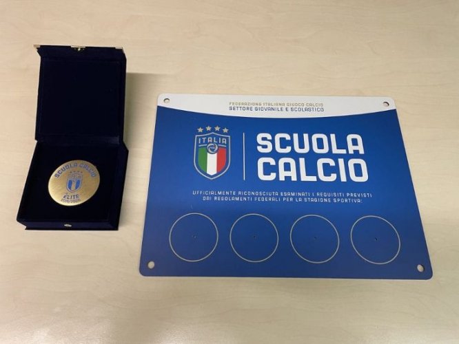 ASD Buldog TNT Lucrezia Club giovanile di  2 Livello di calcio a 5
