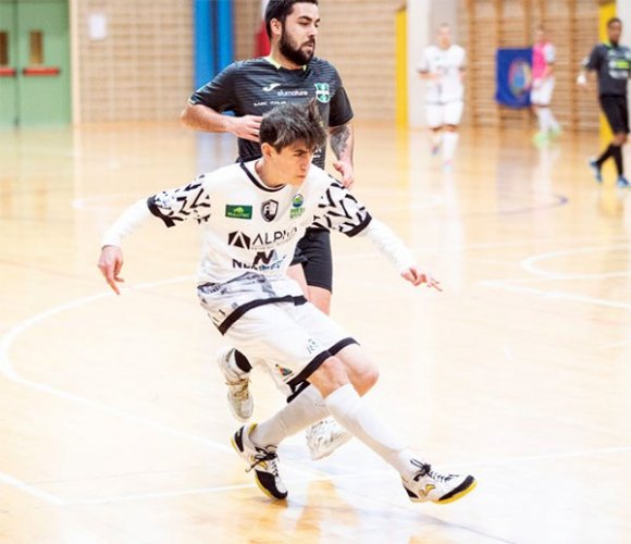 Riccardo Traversari rinnova con la Futsal Cesena