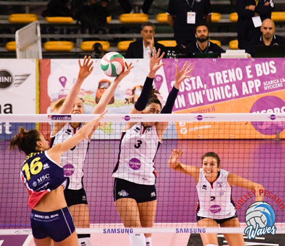 Savino Del Bene Scandicci - myCicero Volley Pesaro 3-0 (25-20; 25-13; 25-13)