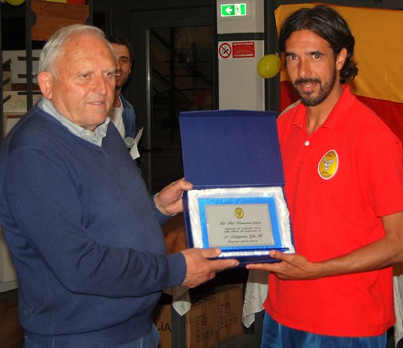Il Vismara ha festeggiato la promozione in prima categoria marche