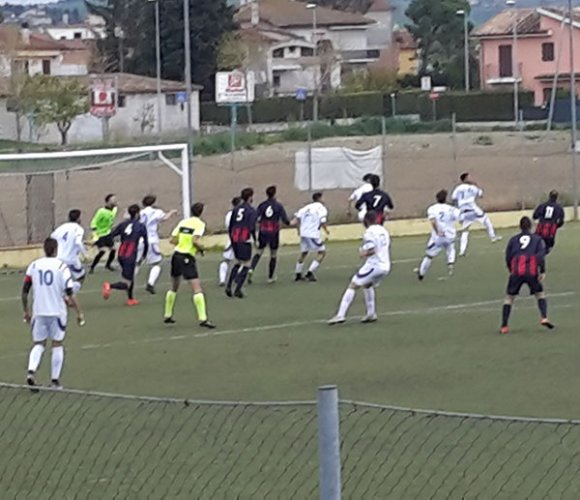 Loreto &#8211; Cantiano 4  - 1