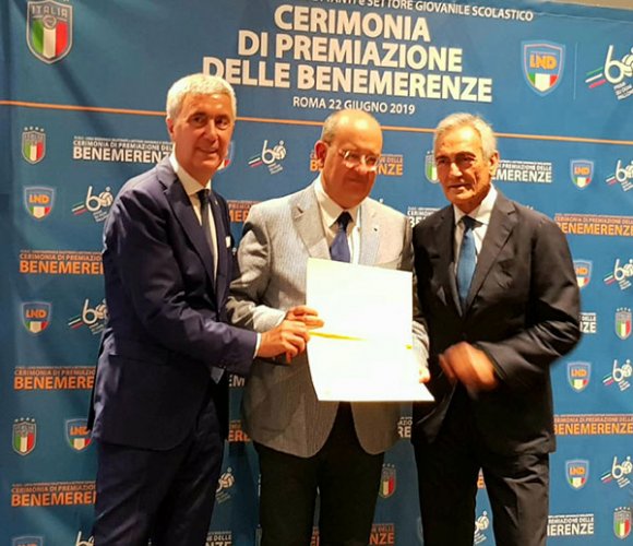 Alla Recanatese la Benemerenza della LND