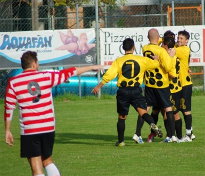 O.Villa Paolmbara vs Real Gimarra 1-3