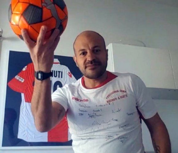 Dai un calcio al Coronavirus restando a casa!