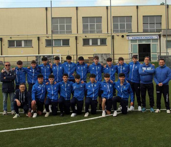 Under 17 Faenza vince il girone ed  in semifinale regionale