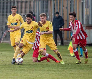 Il Forl si aggiudica il derby: al Morgagni Ravenna battuto per 2-0