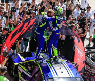 Prima vittoria di Valentino Rossi nel Fanatec GT world challenge Europa